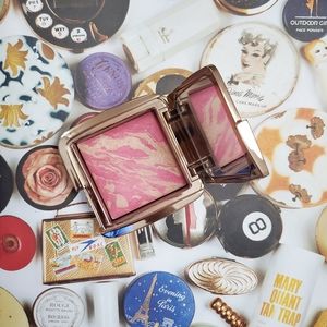Hourglass Luminous Flush blush